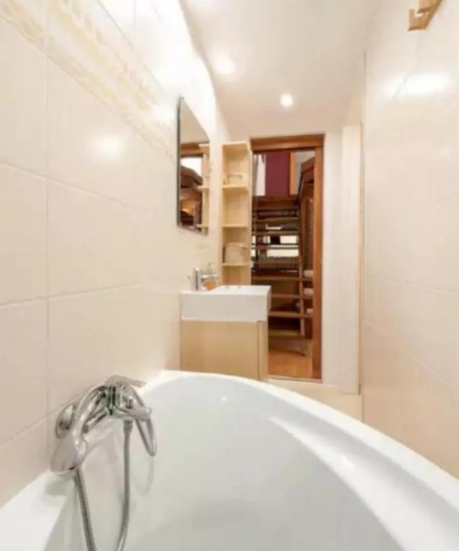 Secluded Mezzanine Studio Near Astoria Budapest Apartment